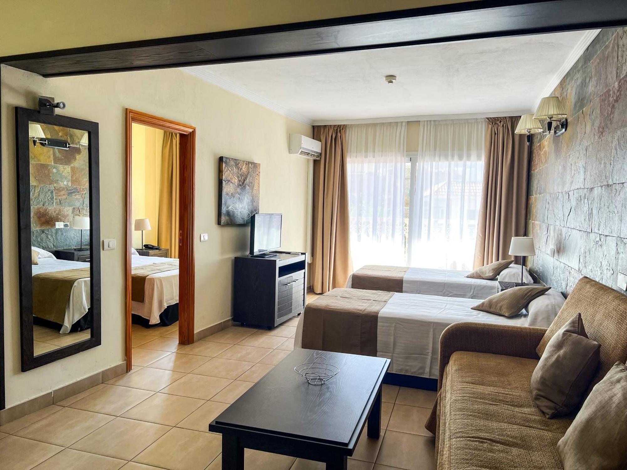 Hotel La Aldea Suites San Nicolás Екстериор снимка